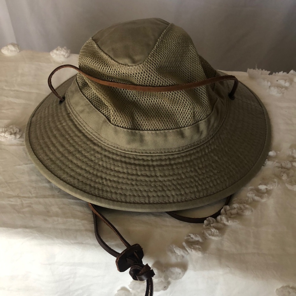 DORFMAN PACIFIC headwear. Khaki color. Mens Small boonie mesh hat.